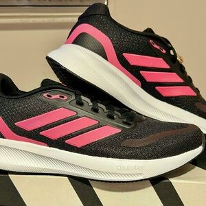 ADIDAS WOMAN’S RUNFALCON BLACK & PINK CLOUDFOAM RUNNING SHOES BRAND NEW SIZE 7